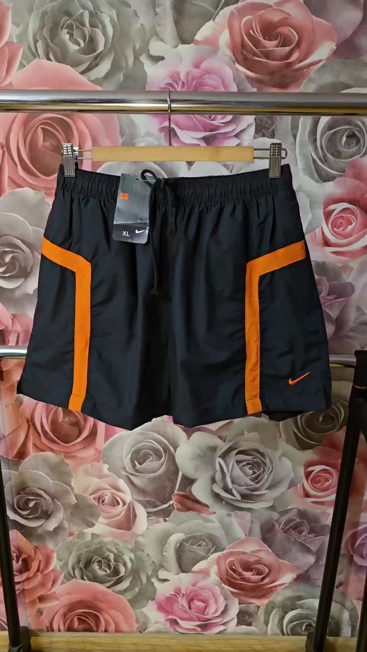 Мужские спортивные шорты Nike р.XL(50) - видео 11