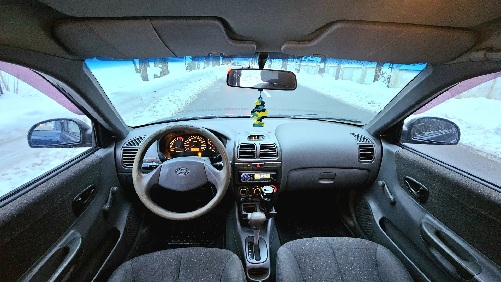 Hyundai Accent 2007 AT - миниатюра 10
