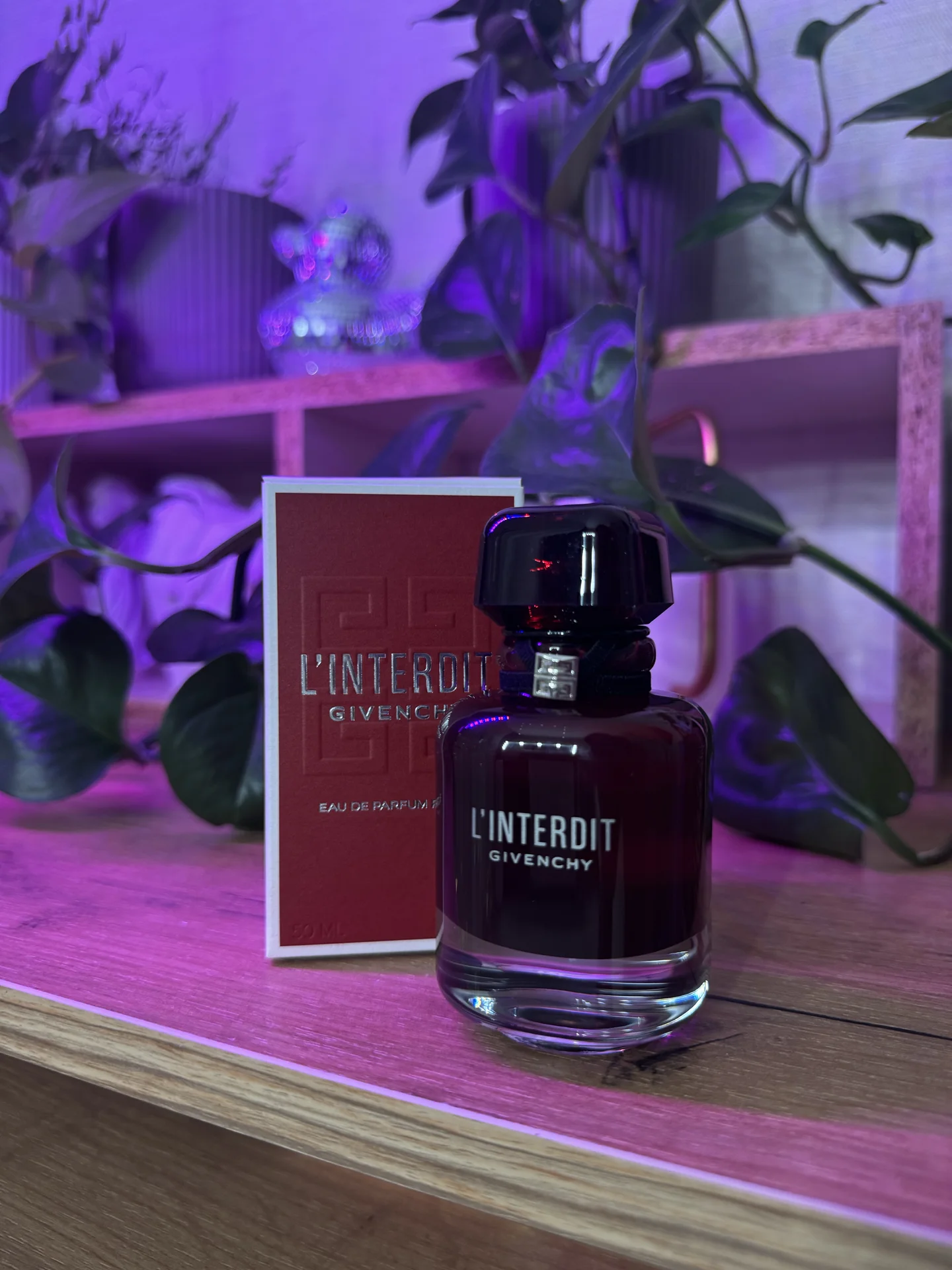 GIVENCHY l’interdit eau de parfum rouge 50 мл - миниатюра 2