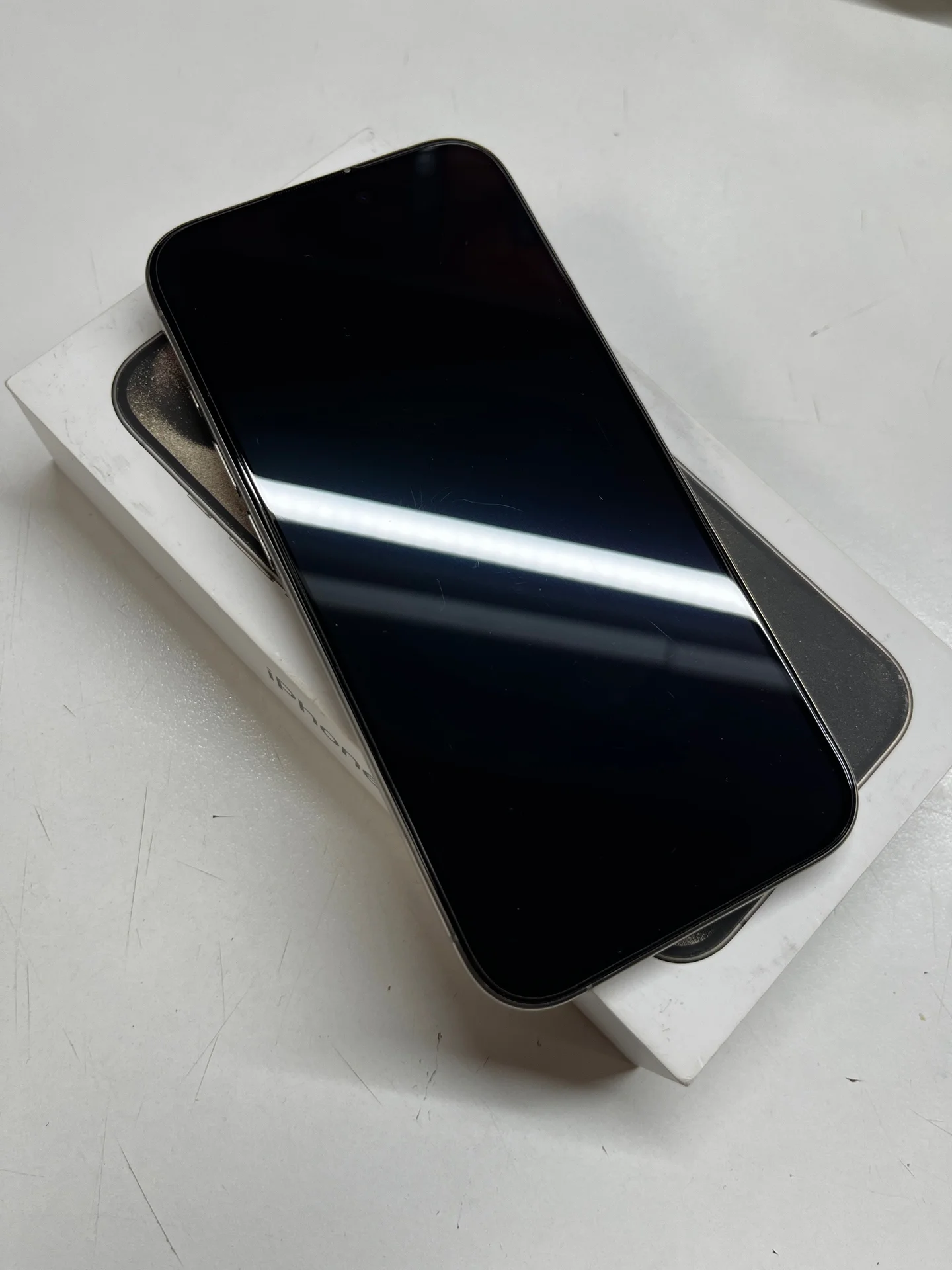 iPhone 15 pro 256gb - миниатюра 2