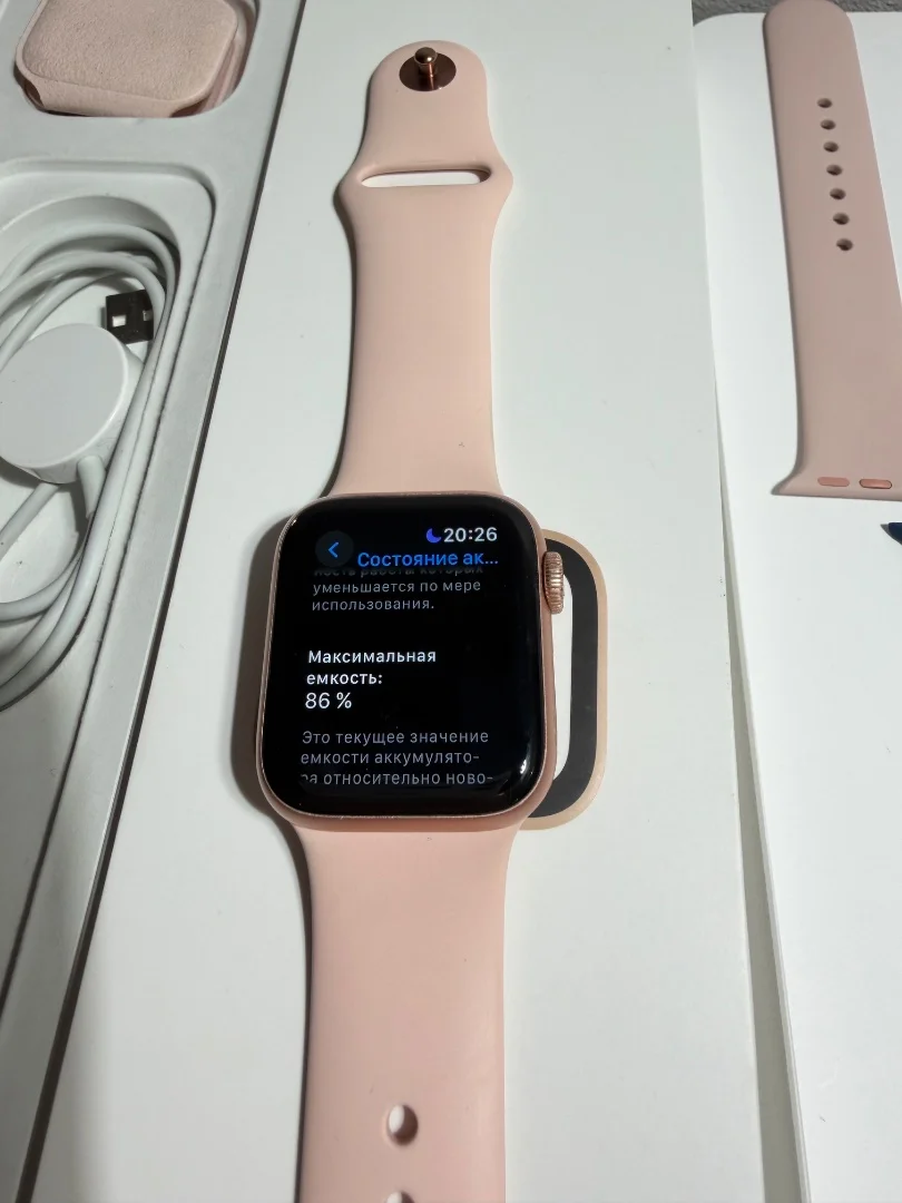 Apple Watch 4 40mm - миниатюра 2