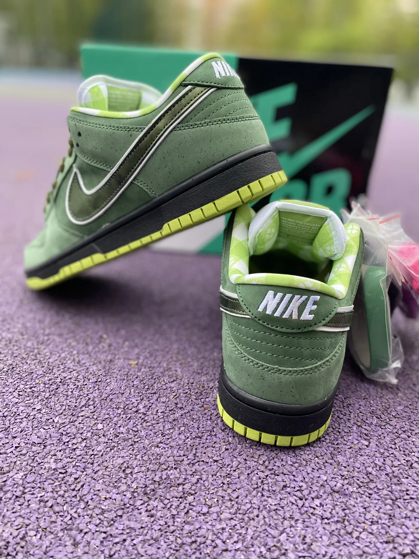 Nike SB Dunk low Green Lobster - миниатюра 4