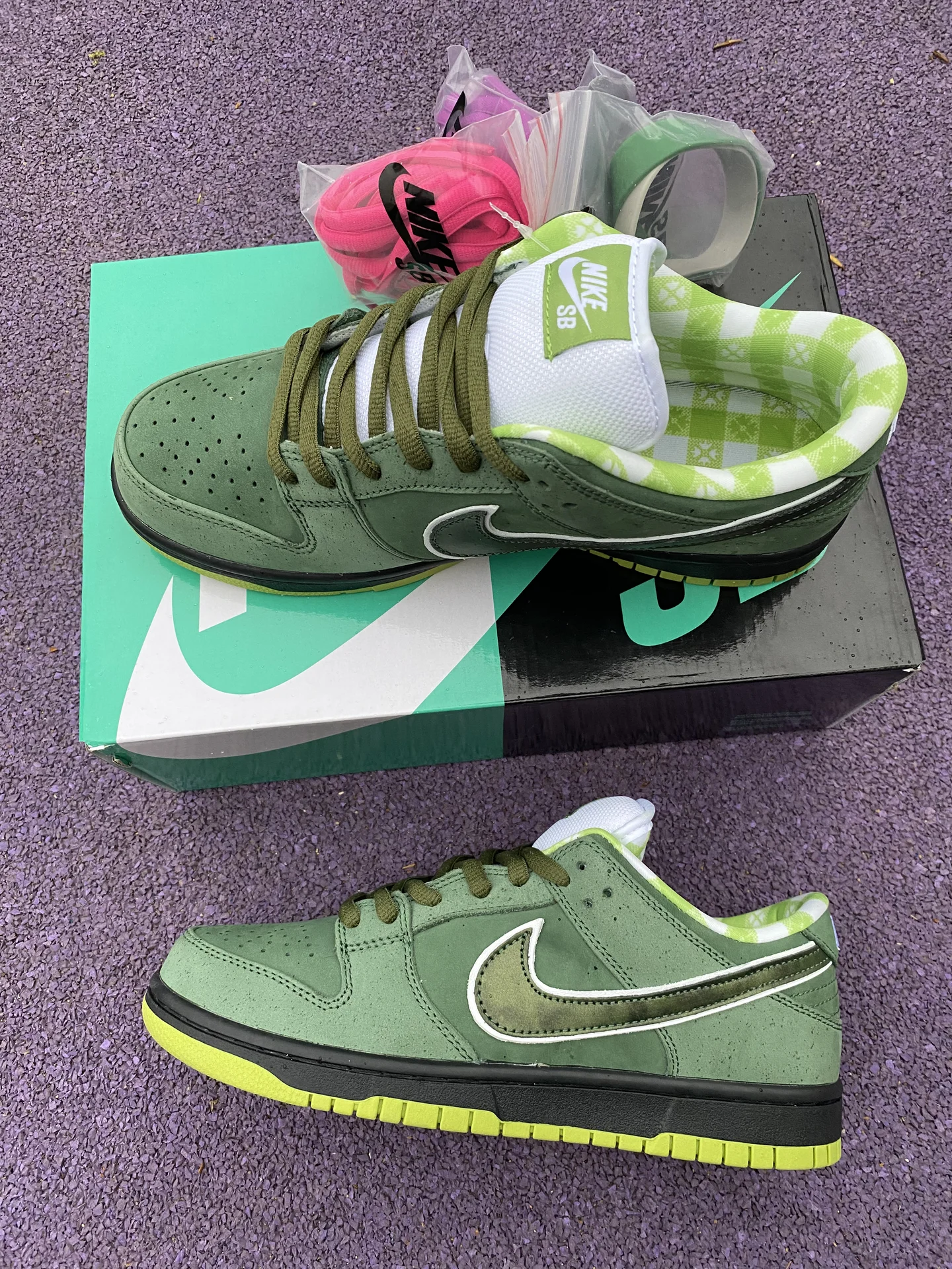 Nike SB Dunk low Green Lobster - миниатюра 7