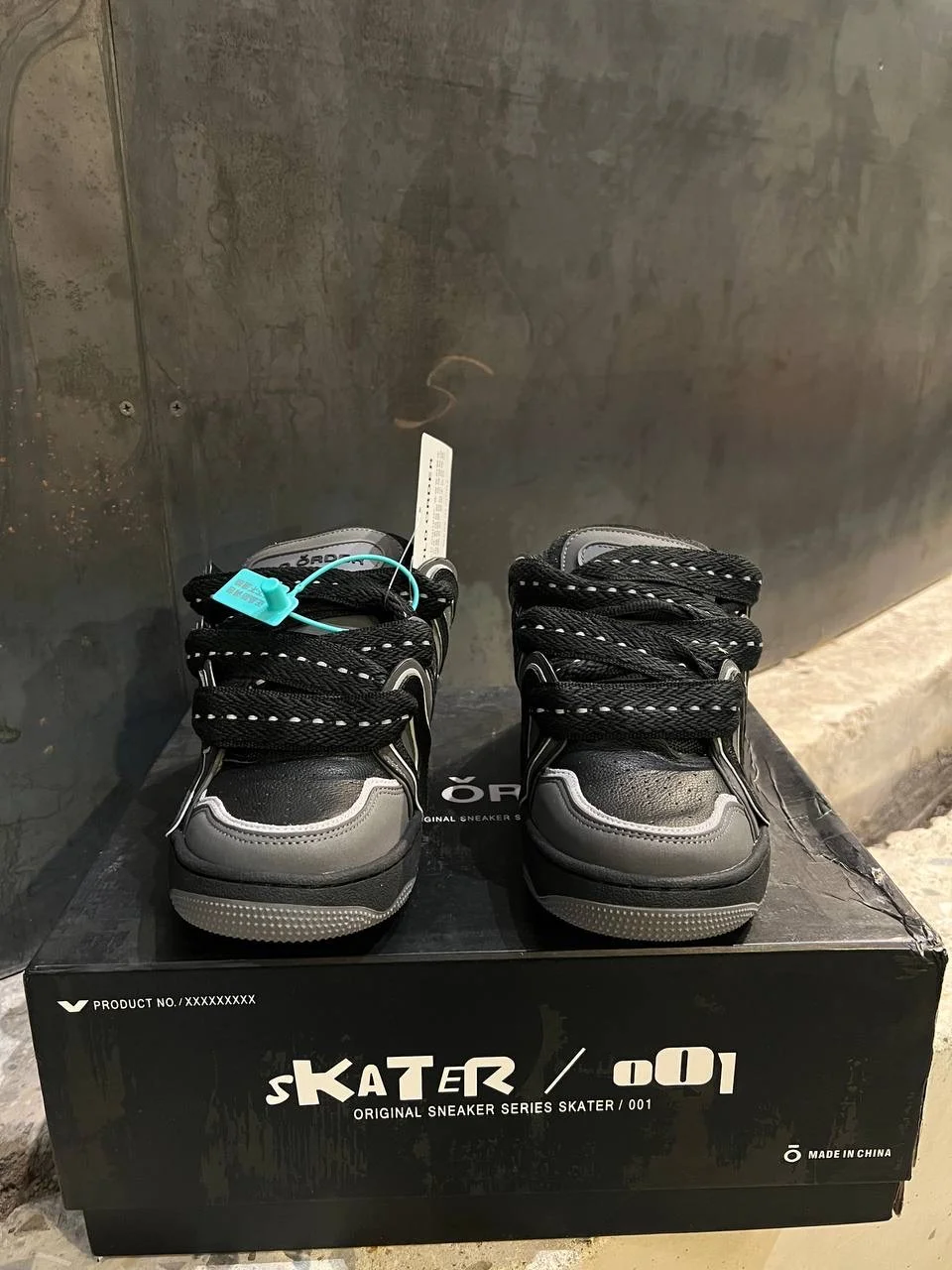 Old Order Skater 001 - миниатюра 5
