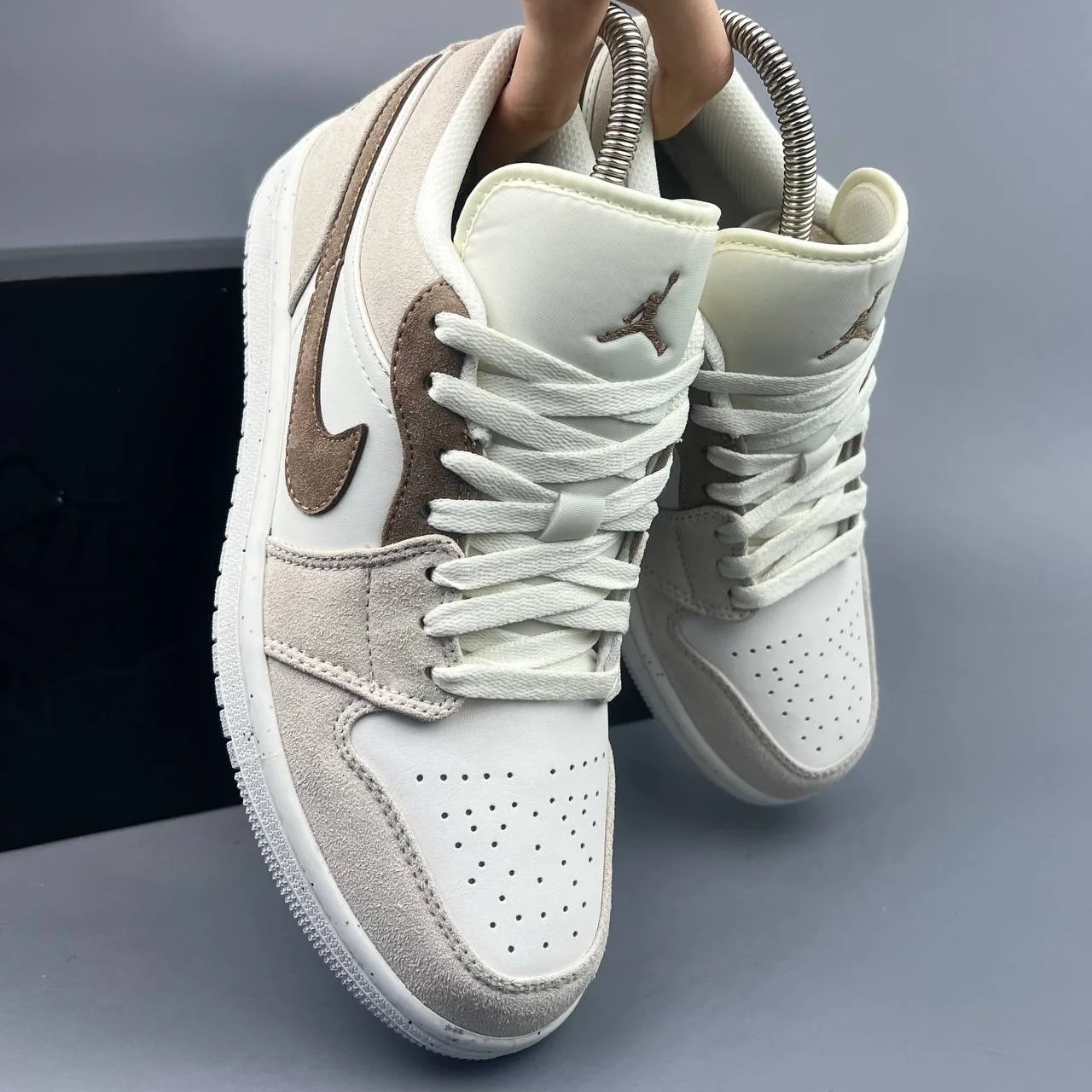 Nike Jordan 1 (Женские) - миниатюра 3
