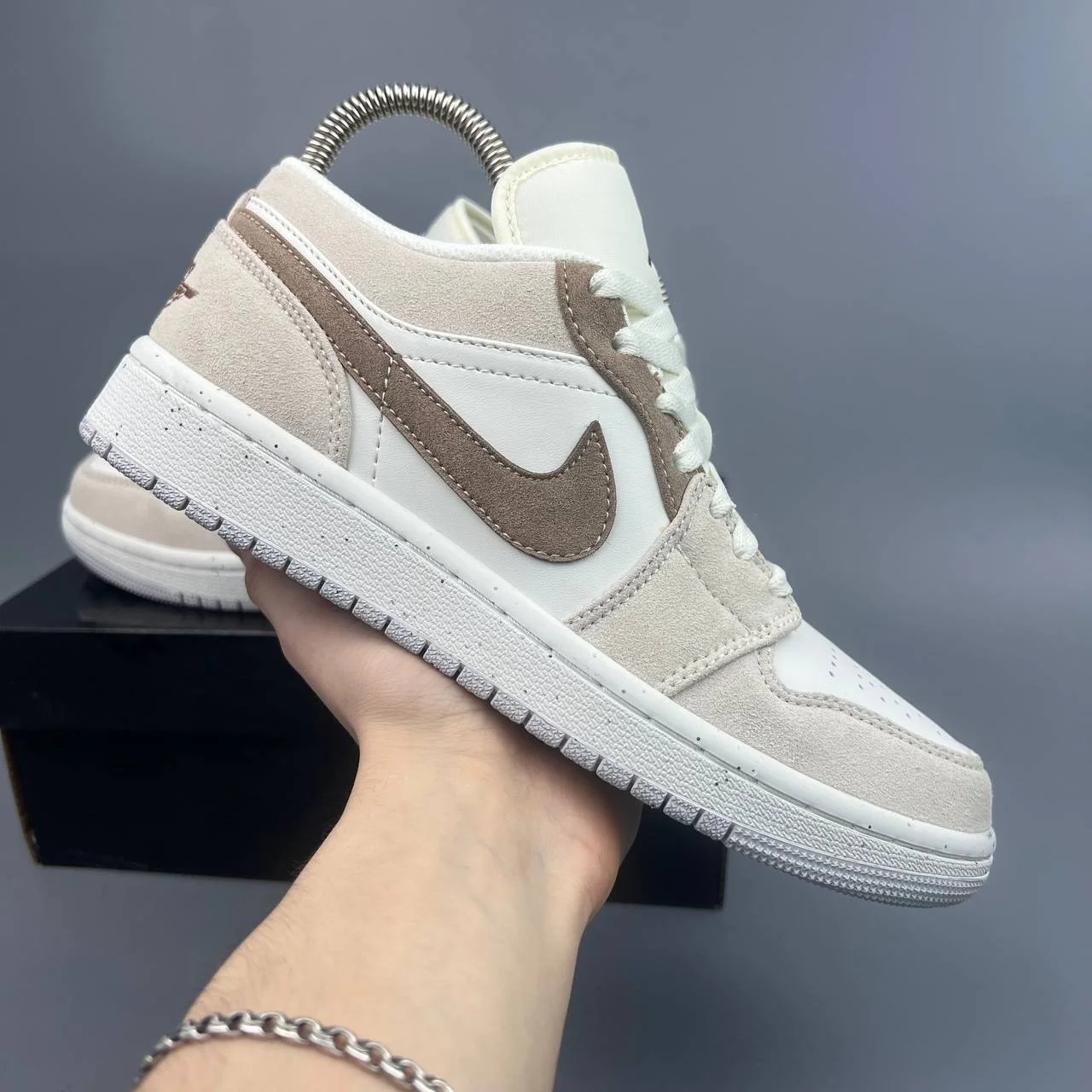 Nike Jordan 1 (Женские) - миниатюра 5