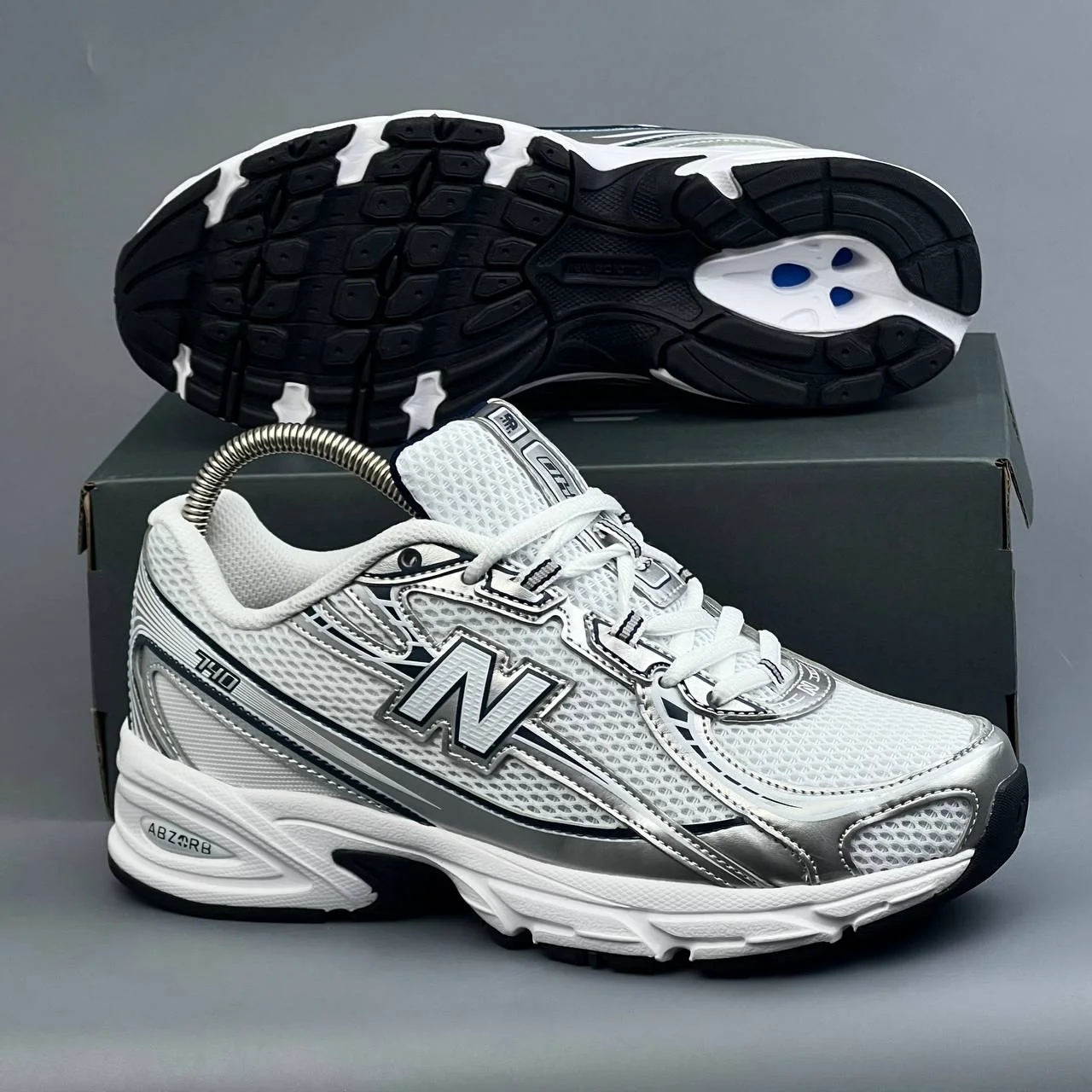 New Balance 740 (Женские) - миниатюра 3