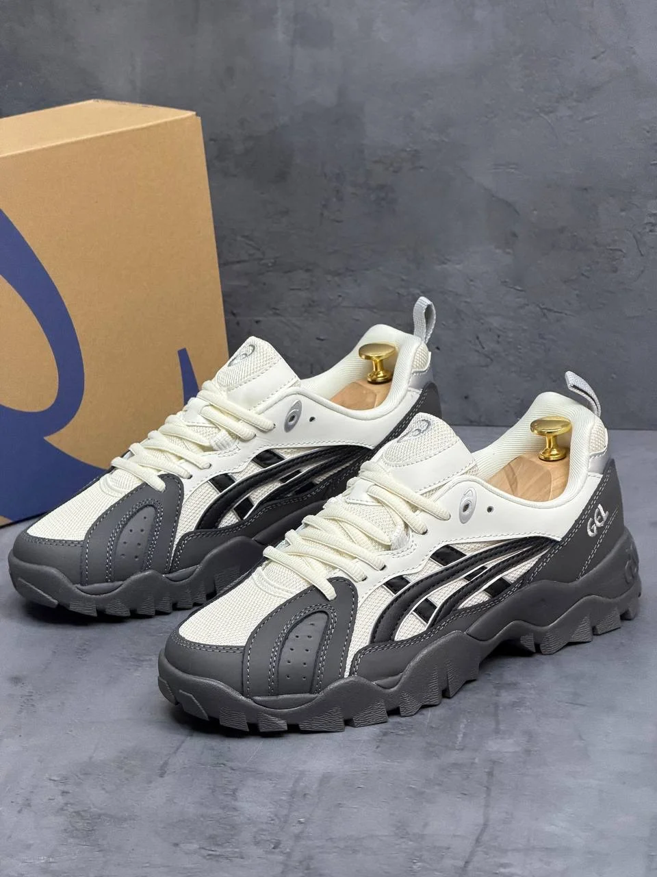 Asics Gel-Truck Low-Top Casual Shoes - миниатюра 6