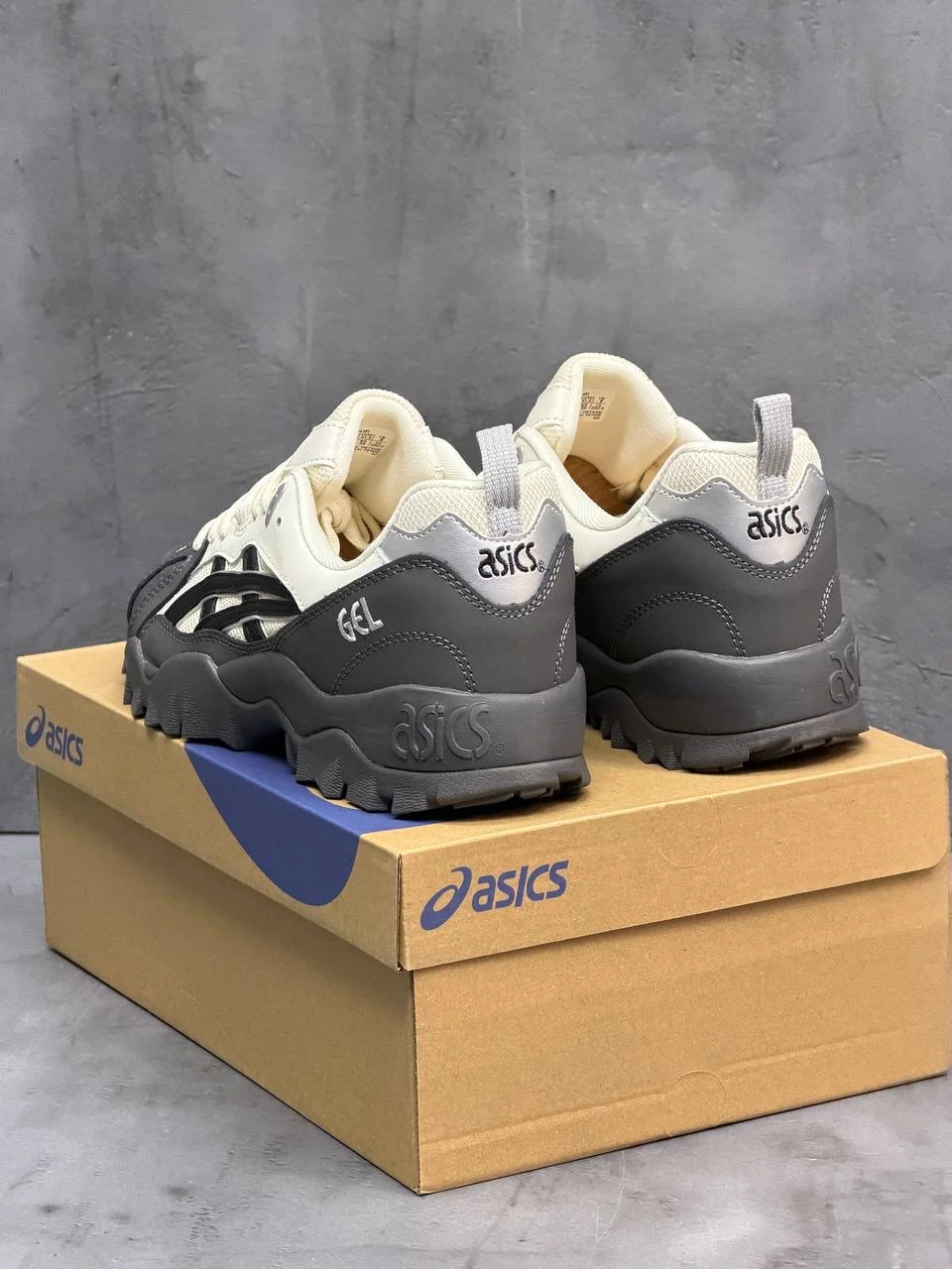 Asics Gel-Truck Low-Top Casual Shoes - миниатюра 8