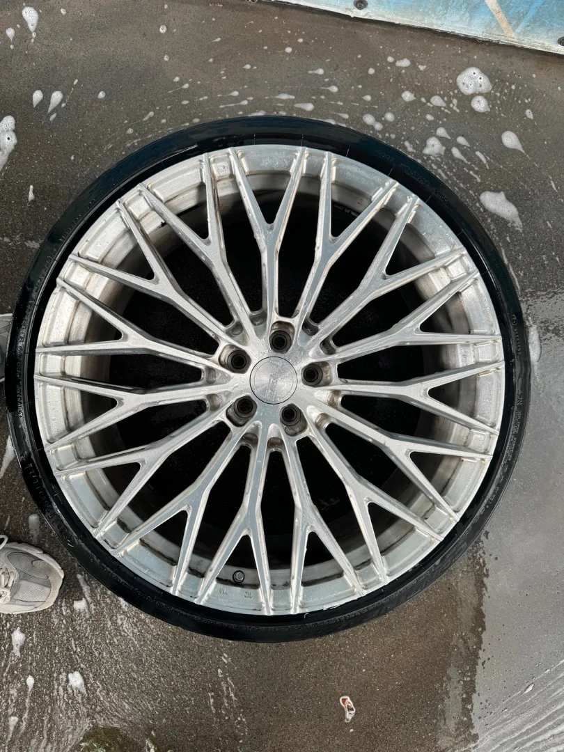 Кованые диски T&T 10.5×R22 5×112 - миниатюра 4