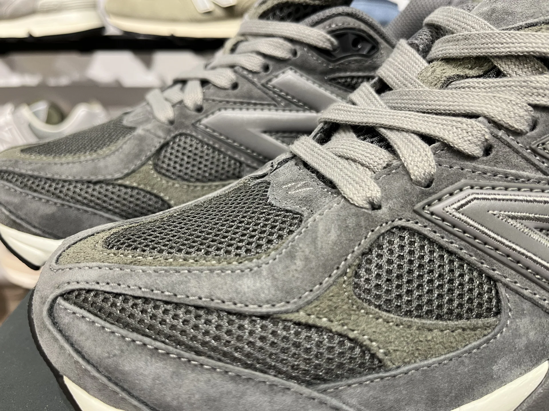 Кроссовки New Balance 9060 новые - миниатюра 4