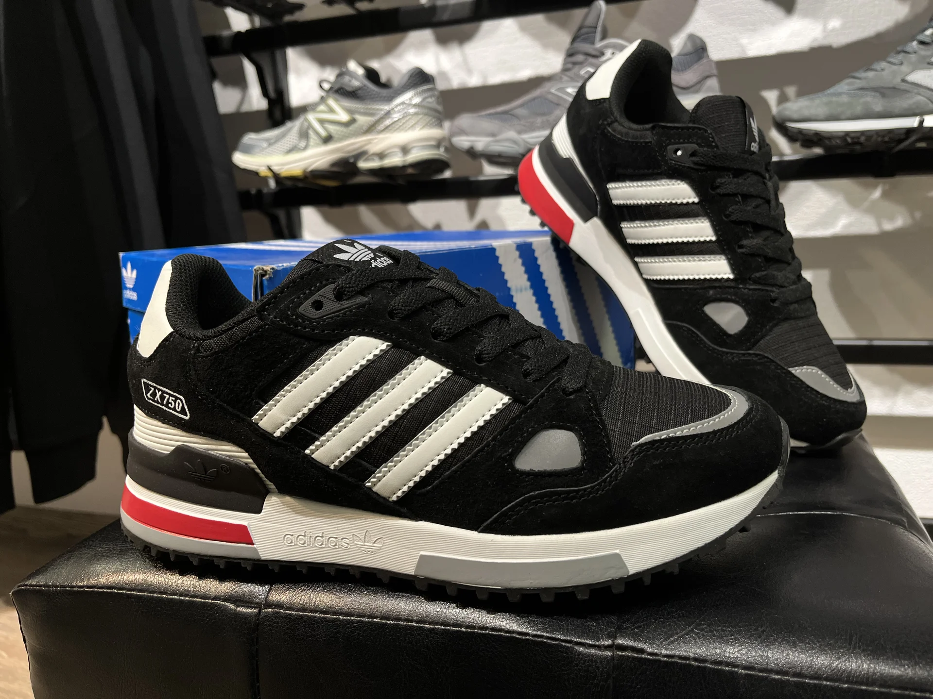 Кроссовки Adidas Zx 750 новые мужские - миниатюра 6