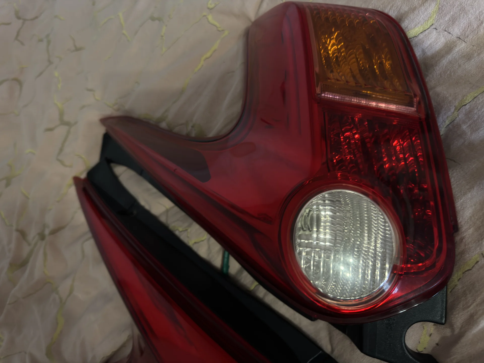 Задние фонари Nissan Juke - миниатюра 2