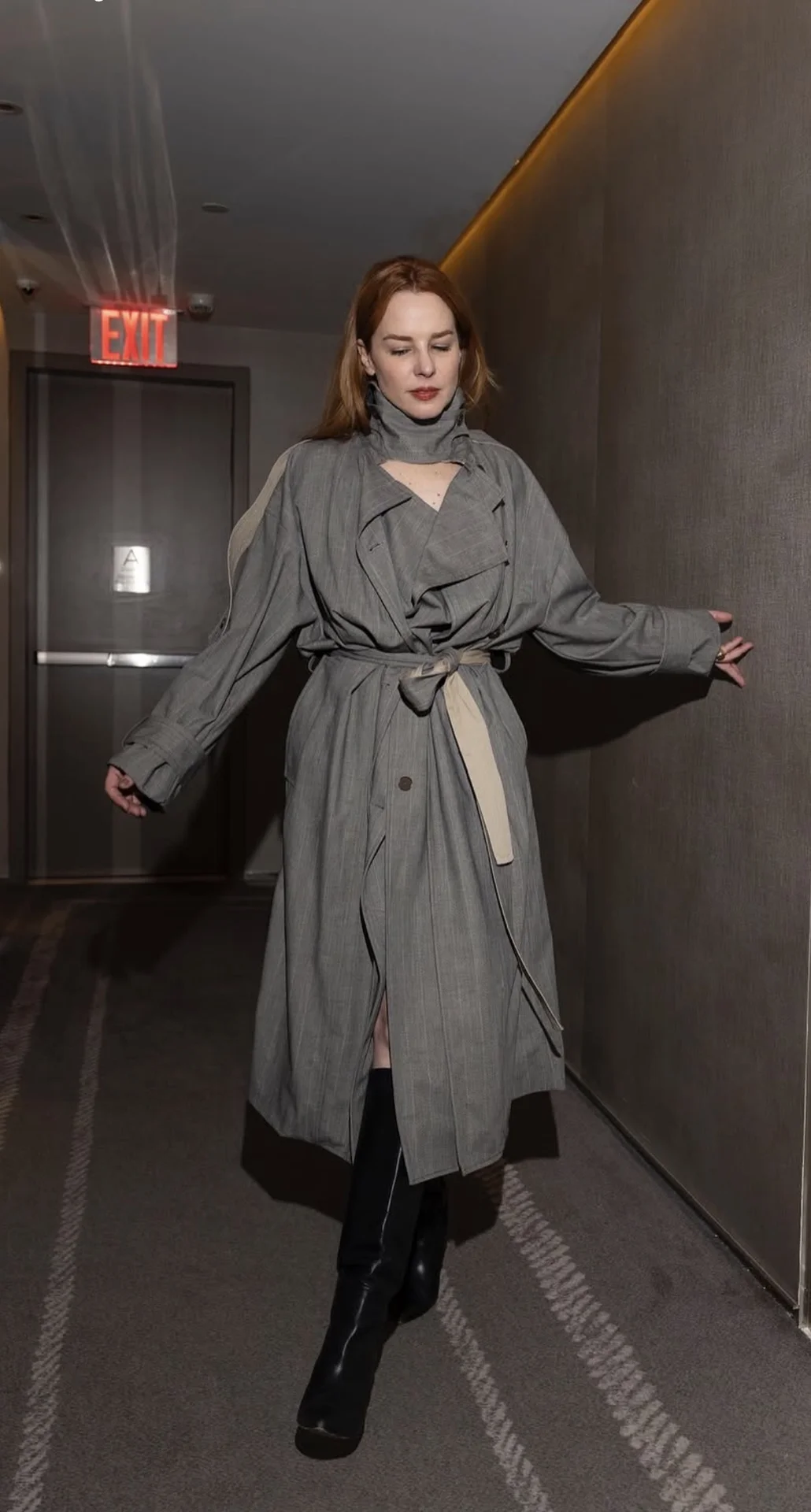 Тренч Zara из шерсти,лимитированная коллекция - миниатюра 2