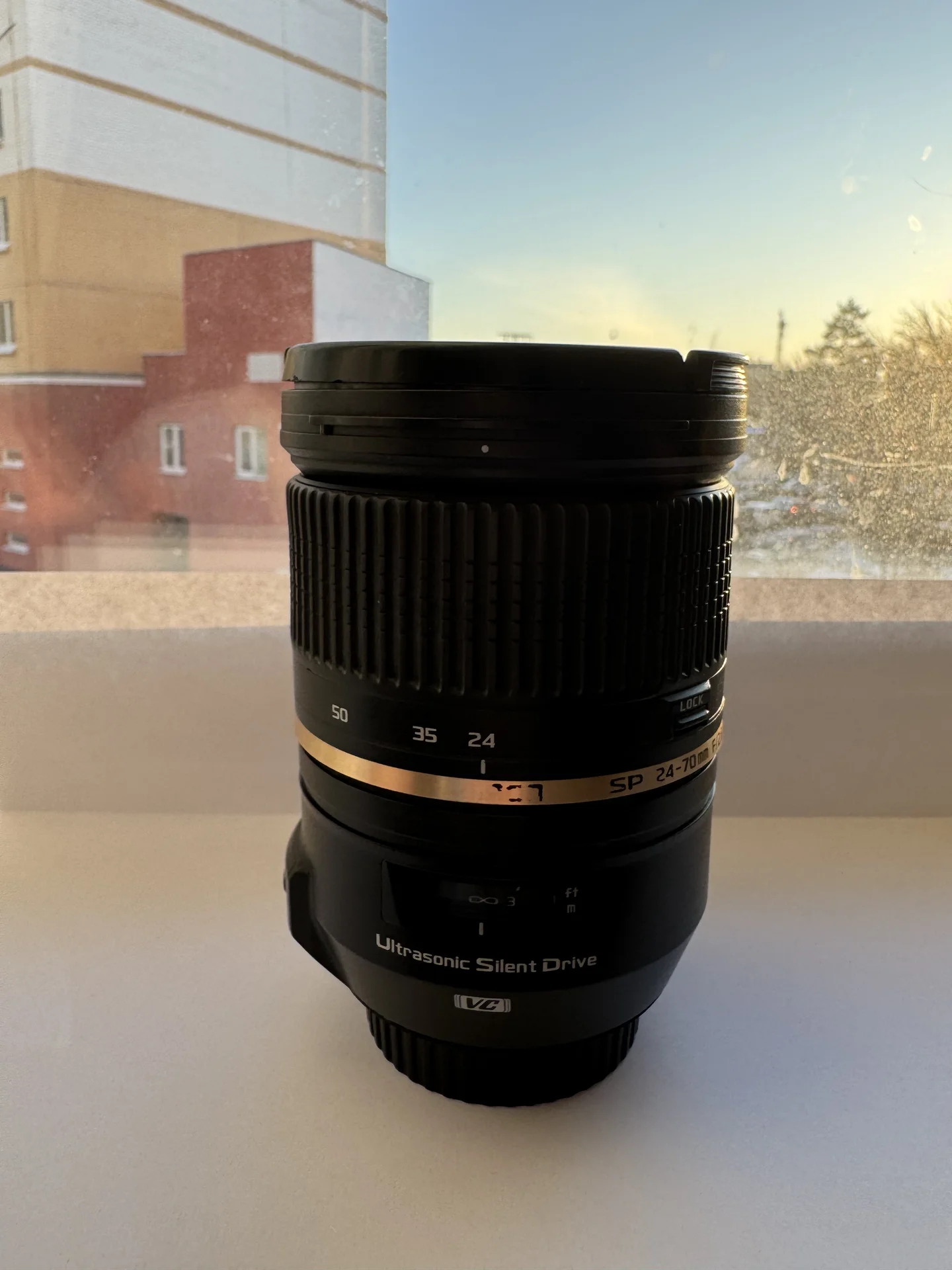Объектив Tamron 24-70 2.8 - изображение 1