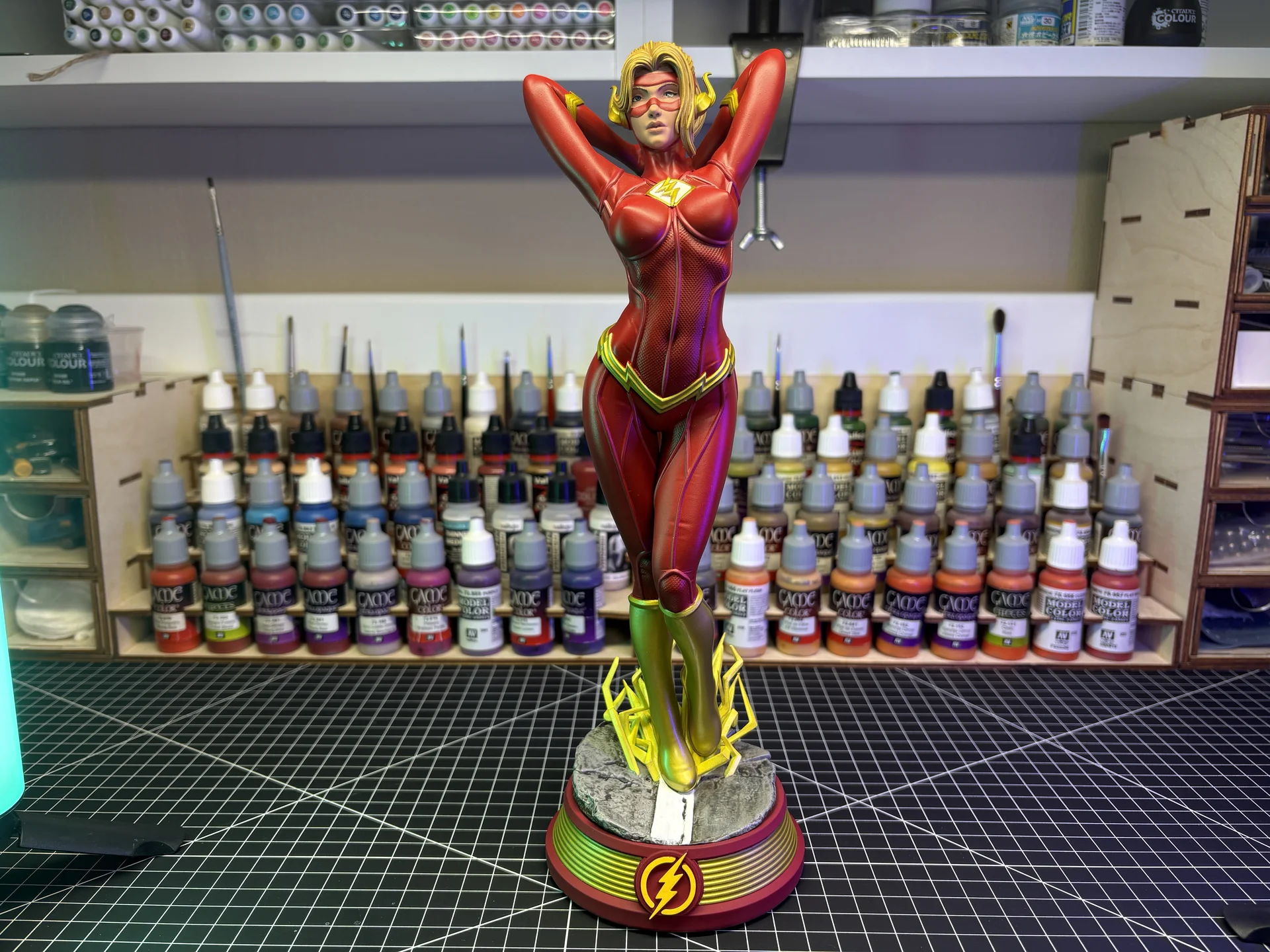 Фигурка Lady Flash DC Universe - изображение 1