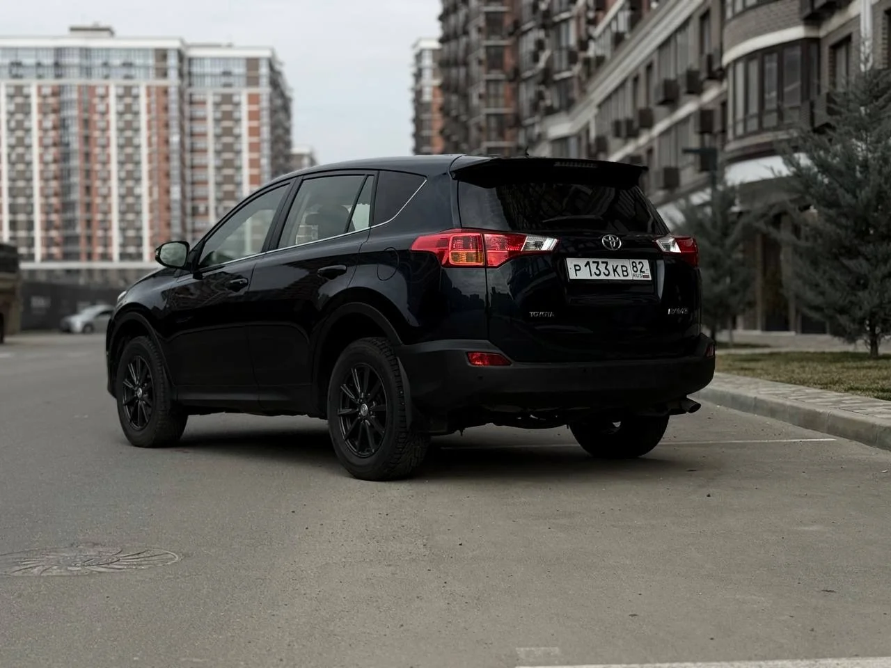 Toyota rav4 - миниатюра 5