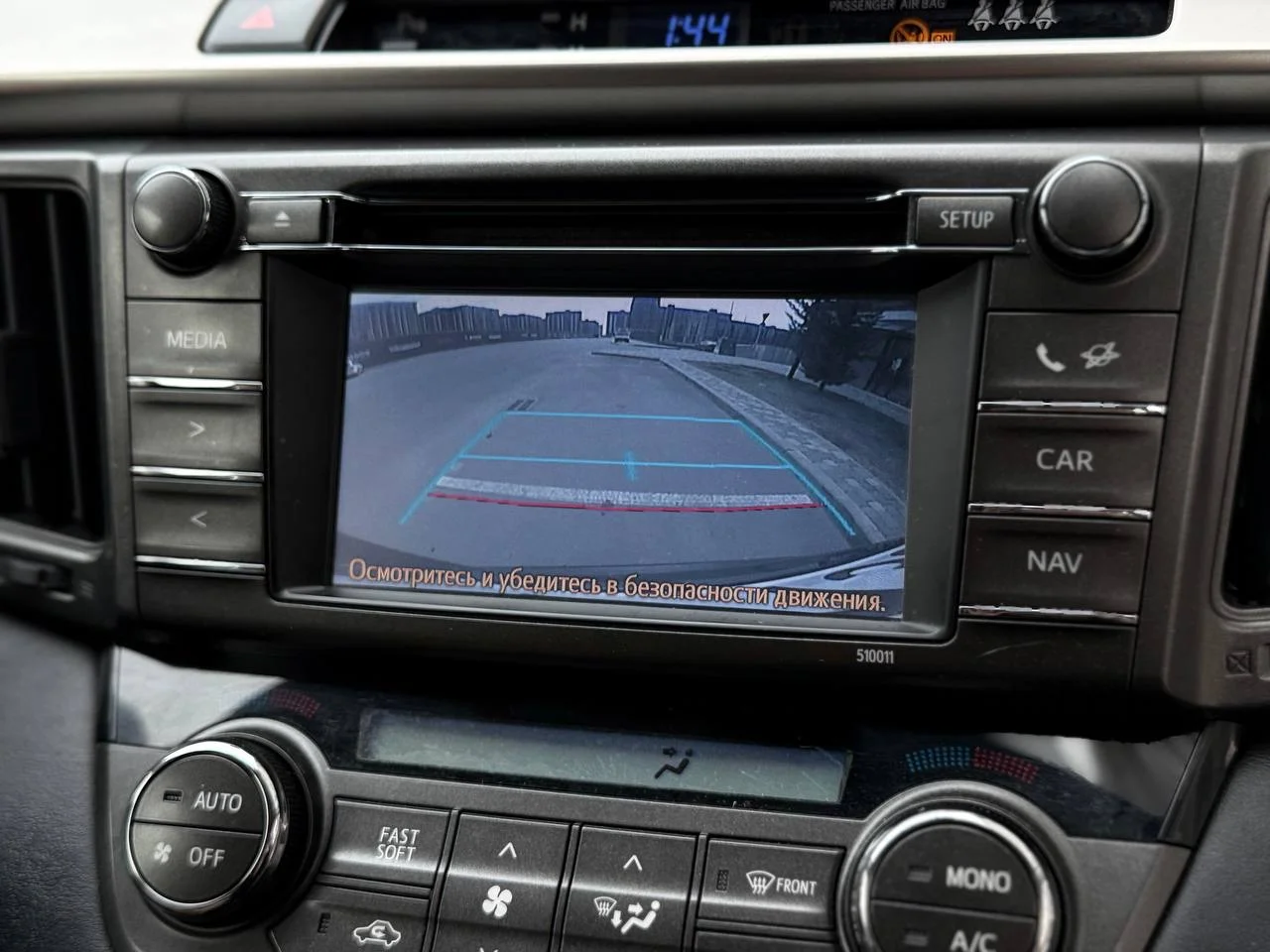 Toyota rav4 - миниатюра 10