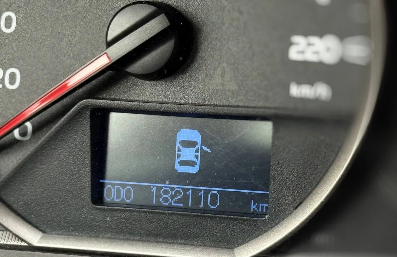 Toyota rav4 - миниатюра 11