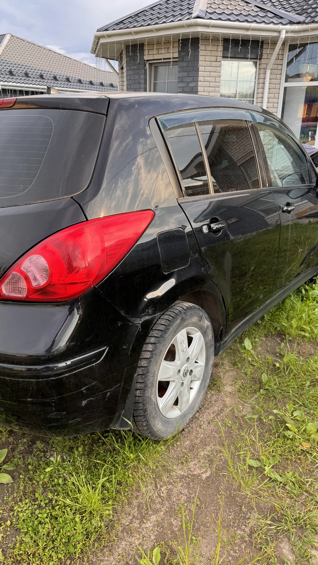 Nissan Tiida - миниатюра 5