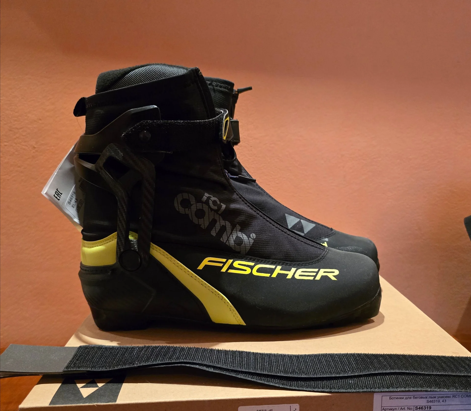 Новые лыжные ботинки Fisher RC1 Combi,р-р 43 - миниатюра 2