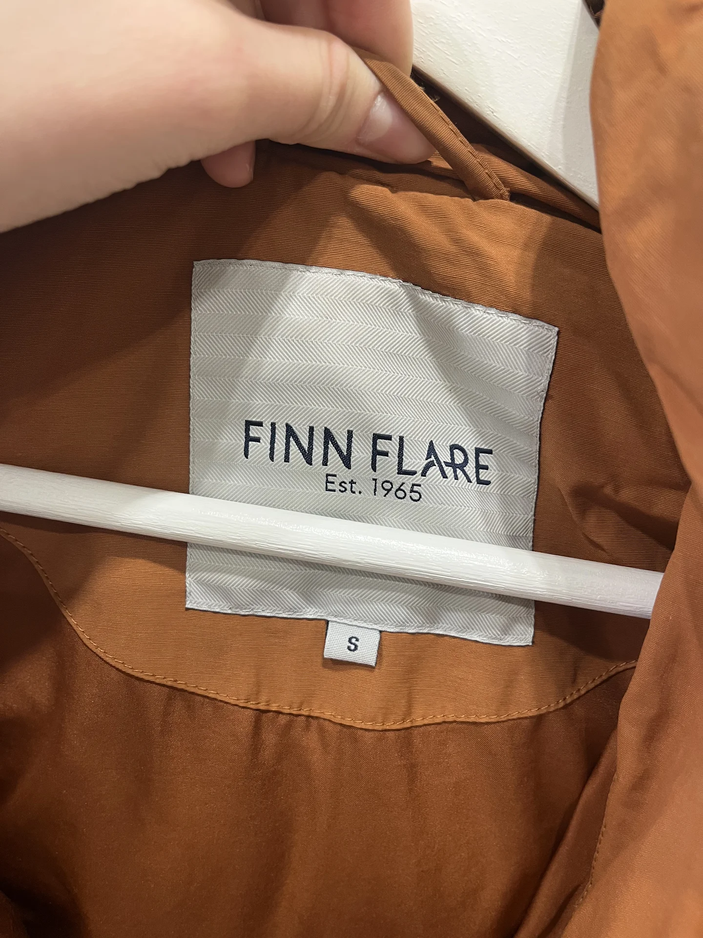 Куртка зимняя Finn Flare горчичного цвета - миниатюра 3