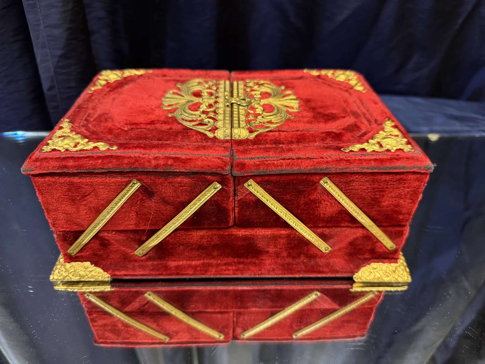 Крупная антикварная шкатулка для украшений XIX век - миниатюра 10