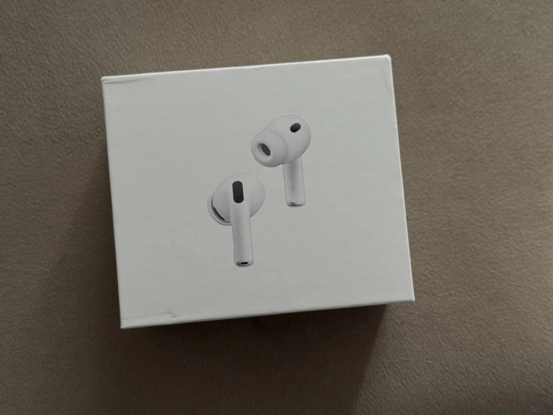 AirPods Pro 3 (новые, в коробке) - миниатюра 2