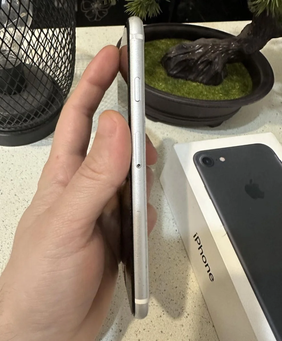 IPhone SE 2020г. 128ГБ - миниатюра 8