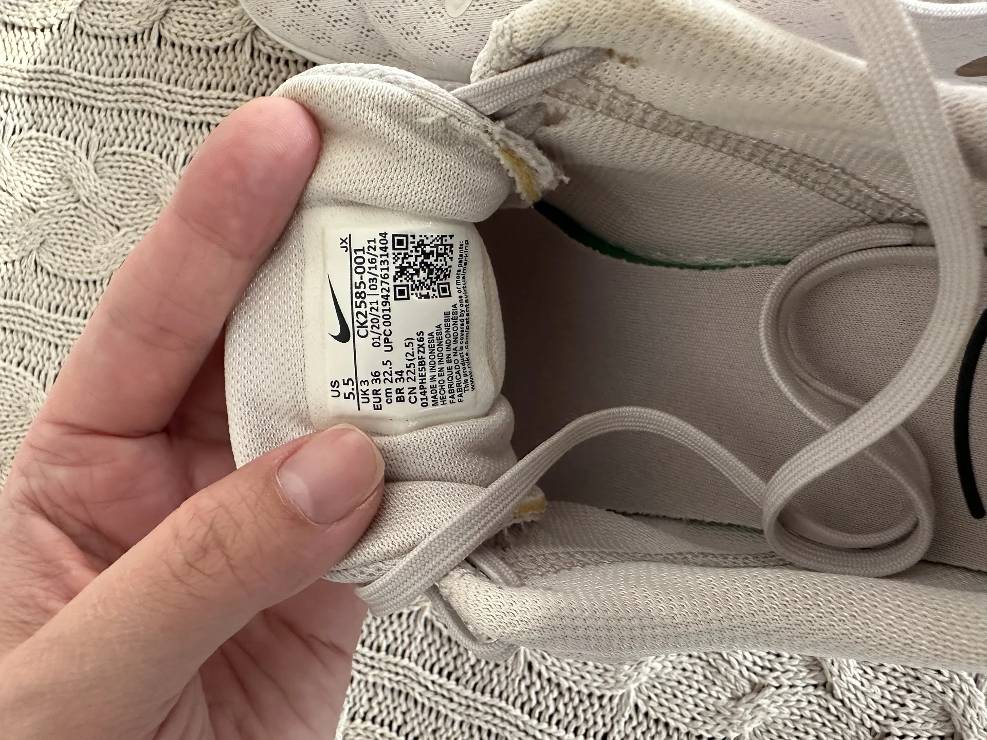 Кроссовки женские Nike 36 размер - миниатюра 4