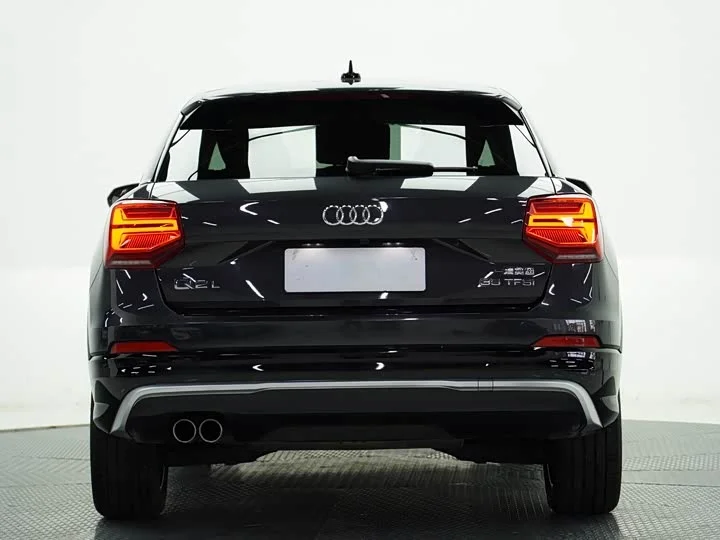 Audi Q2L 2022 - миниатюра 5
