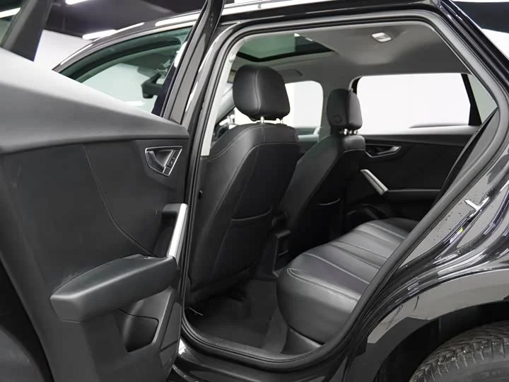 Audi Q2L 2022 - миниатюра 18