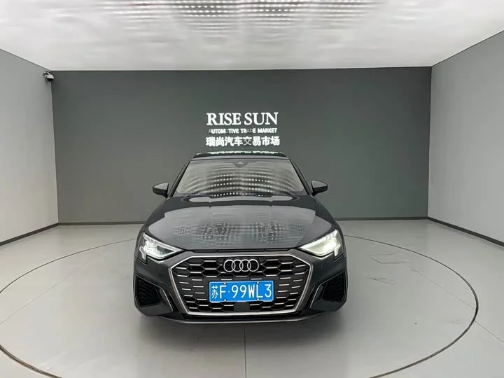 Audi A3 2023 - миниатюра 2