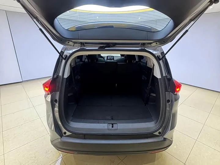 Chevrolet Orlando 2022 - миниатюра 16