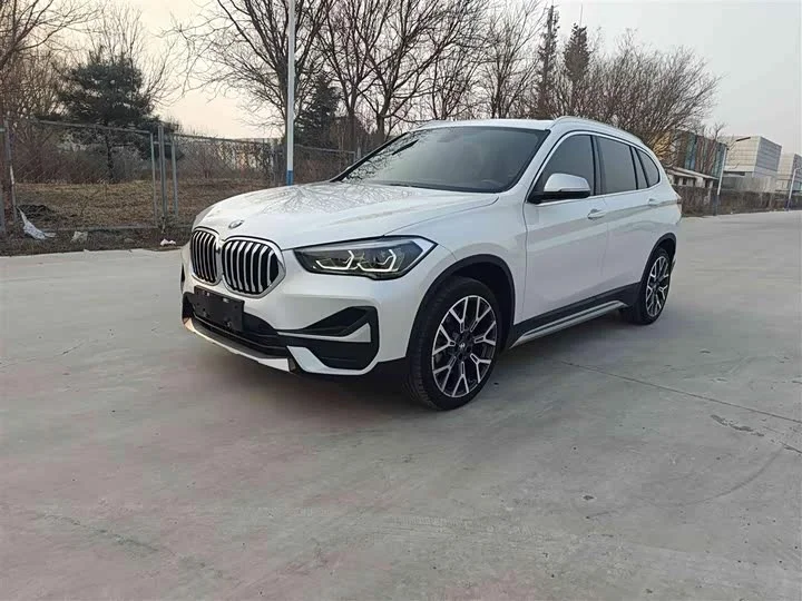 BMW X1 2022 - изображение 1