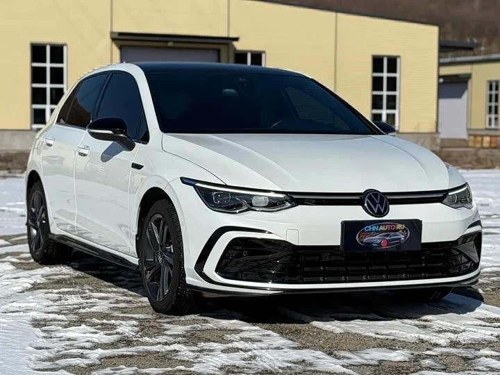 Volkswagen Golf 2023 - миниатюра 3