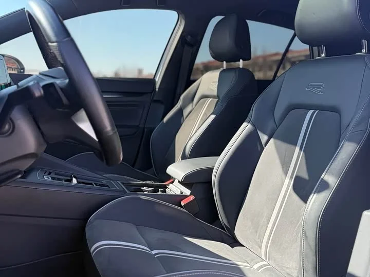 Volkswagen Golf 2023 - миниатюра 14