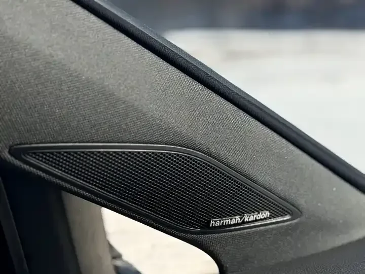 Volkswagen Golf 2023 - миниатюра 17