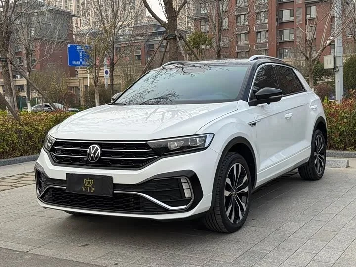 Volkswagen T-Roc 2022 - изображение 1