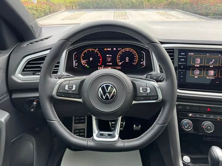 Volkswagen T-Roc 2022 - миниатюра 10