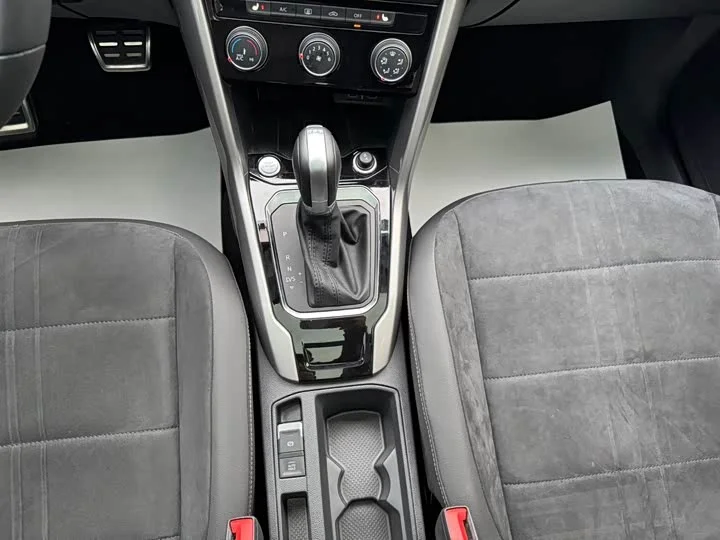 Volkswagen T-Roc 2022 - миниатюра 14