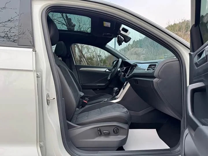 Volkswagen T-Roc 2022 - миниатюра 18