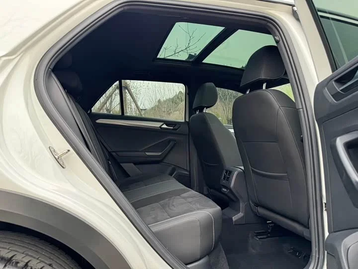 Volkswagen T-Roc 2022 - миниатюра 20