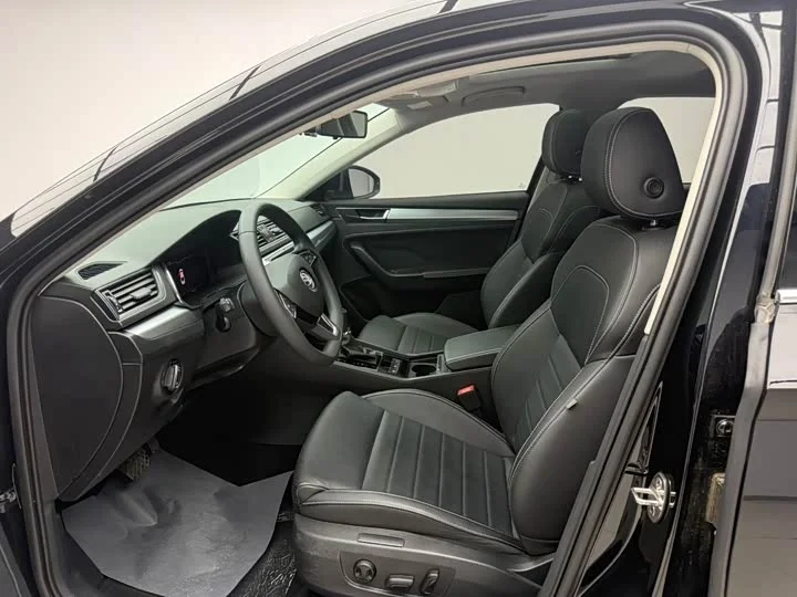 Skoda Superb 2024 - миниатюра 7