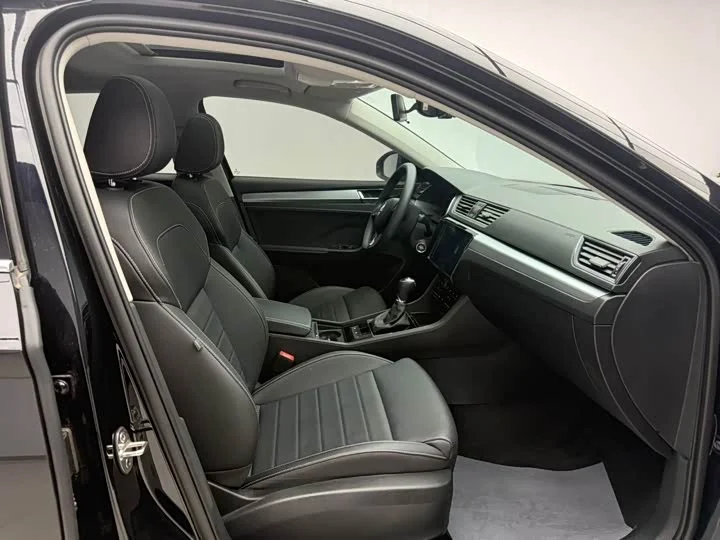 Skoda Superb 2024 - миниатюра 11