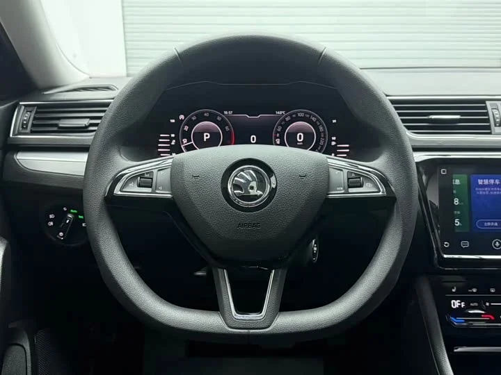 Skoda Superb 2024 - миниатюра 12