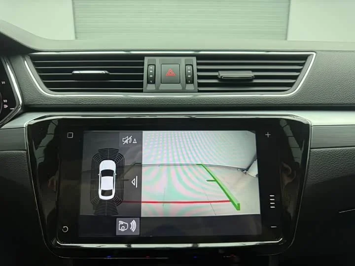 Skoda Superb 2024 - миниатюра 18