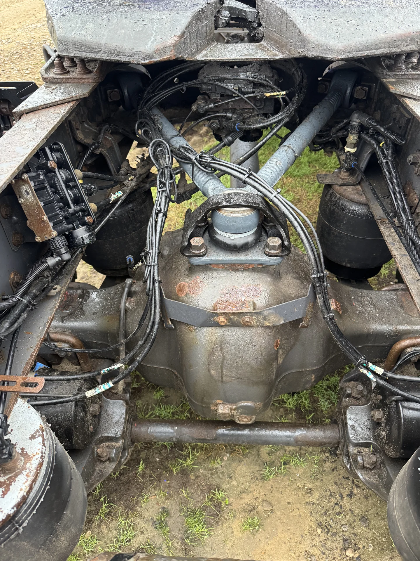 Volvo FM 13 с полуприцепом Krone SD24 - миниатюра 10