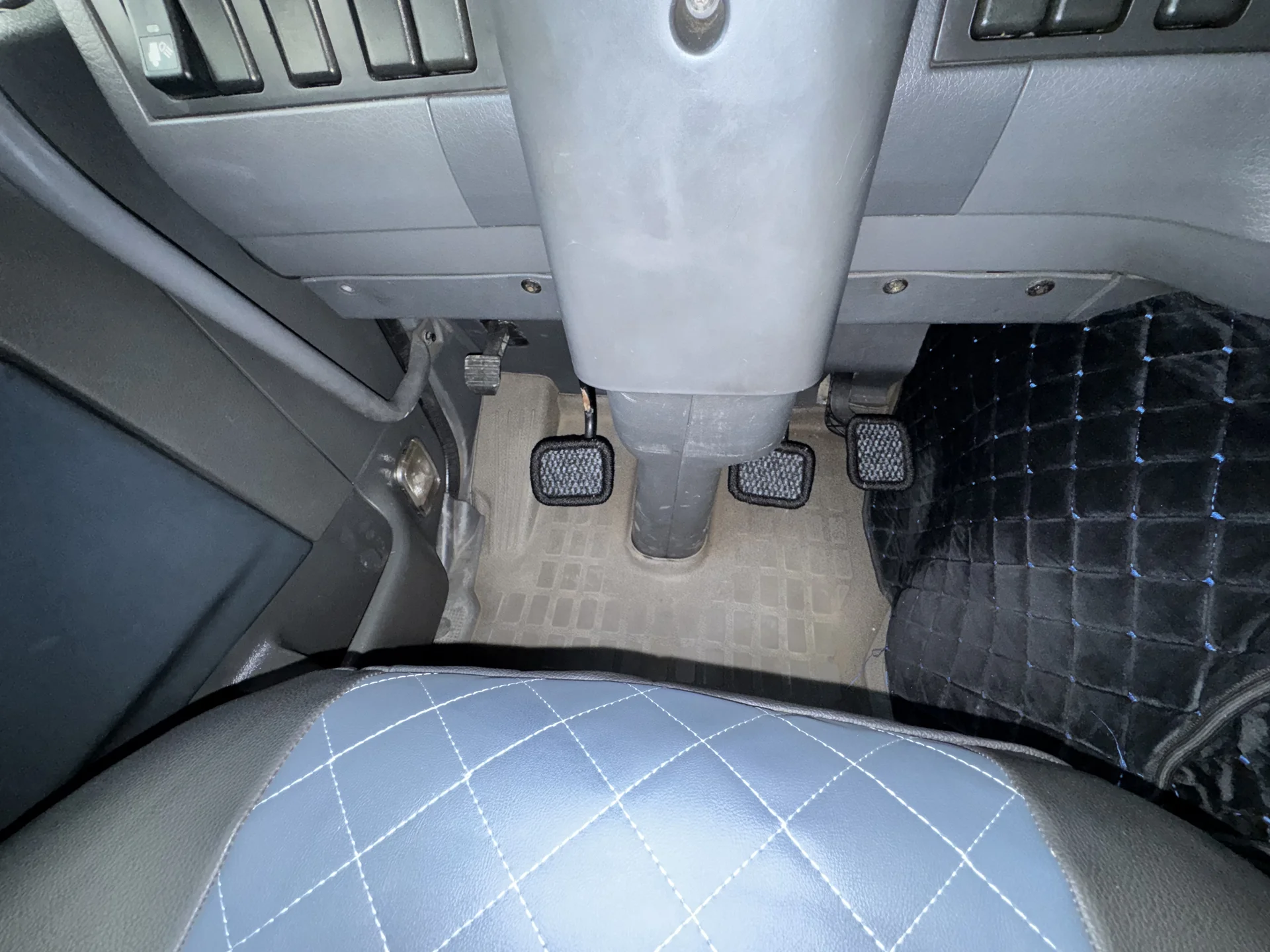 Volvo FM 13 с полуприцепом Krone SD24 - миниатюра 13