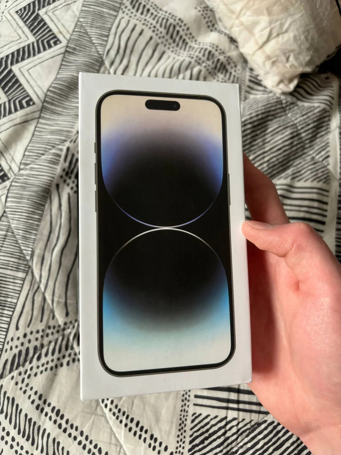 iPhone 14 pro - миниатюра 3